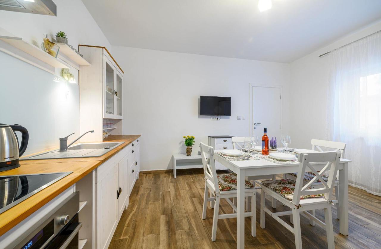 Apartamento Apartman Slavko Šibenik Exterior foto